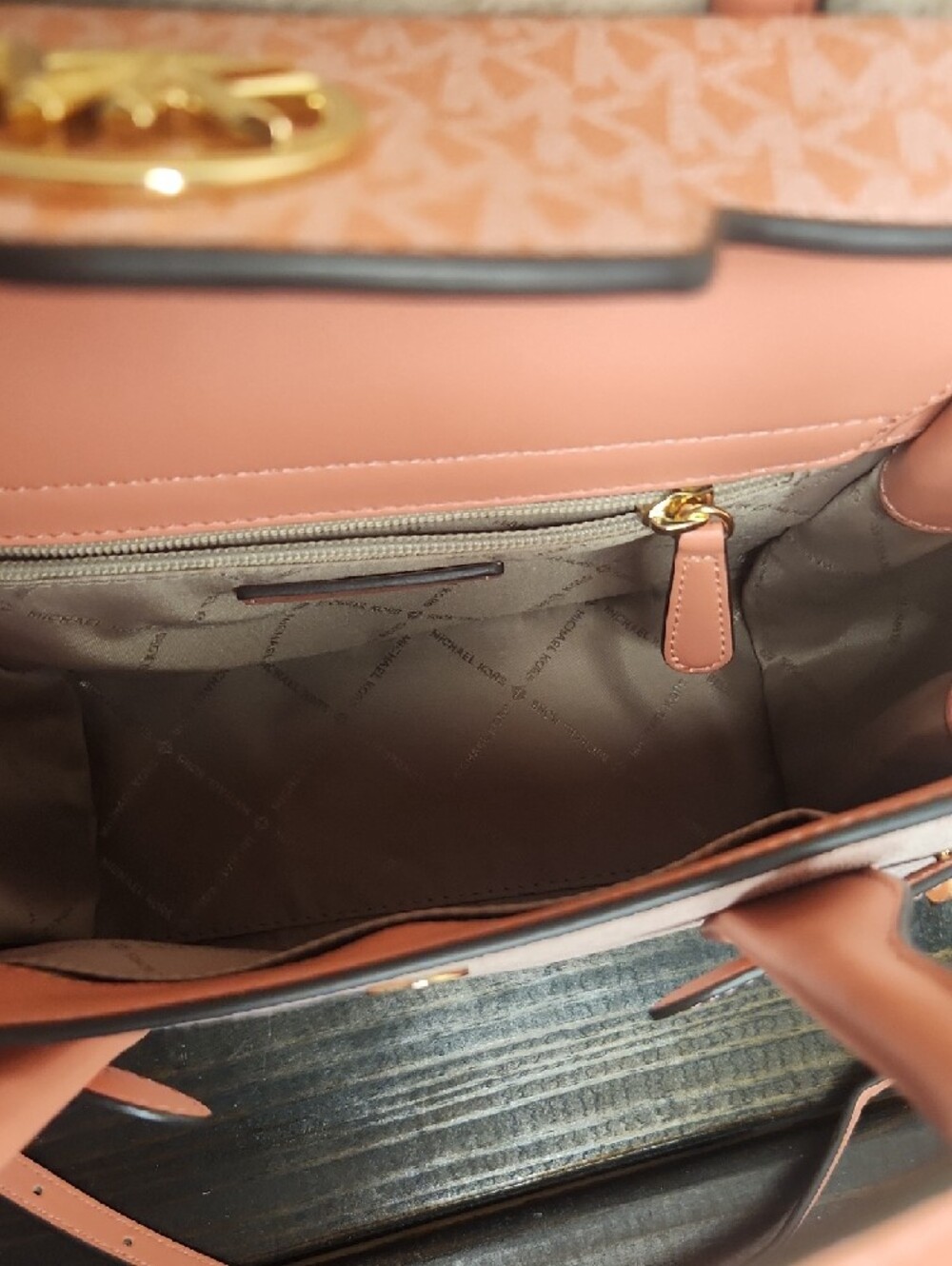 Michael Kors Carmrn Flap Satchel - Picture 11 of 16